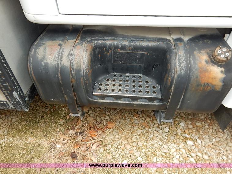 image for item I5329 1985 International S1600 water truck