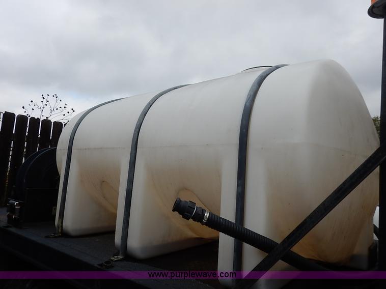 image for item I5329 1985 International S1600 water truck