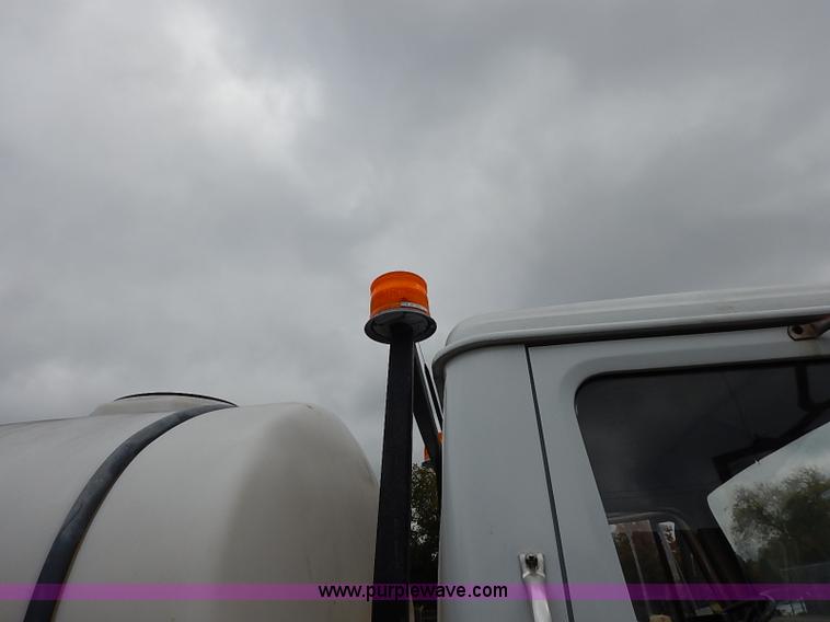 image for item I5329 1985 International S1600 water truck