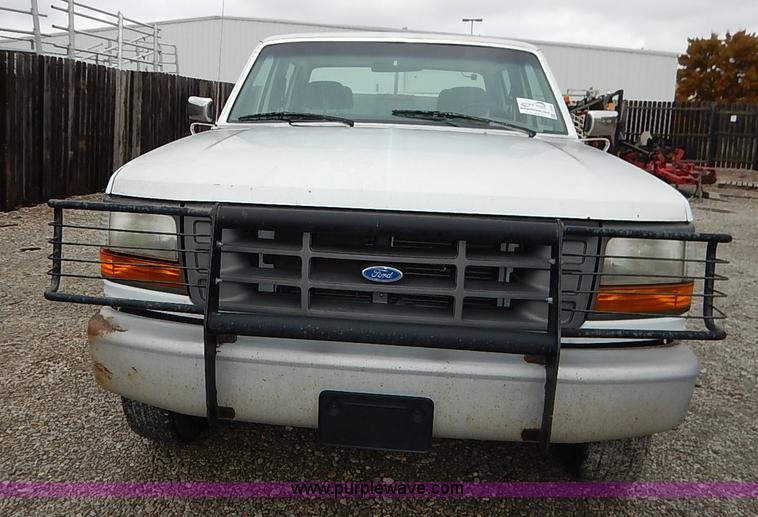 image for item I5330 1994 Ford F350 XL Crew Cab utility truck