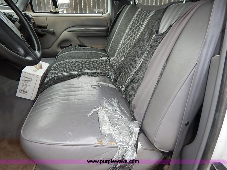 image for item I5330 1994 Ford F350 XL Crew Cab utility truck