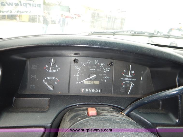 image for item I5330 1994 Ford F350 XL Crew Cab utility truck