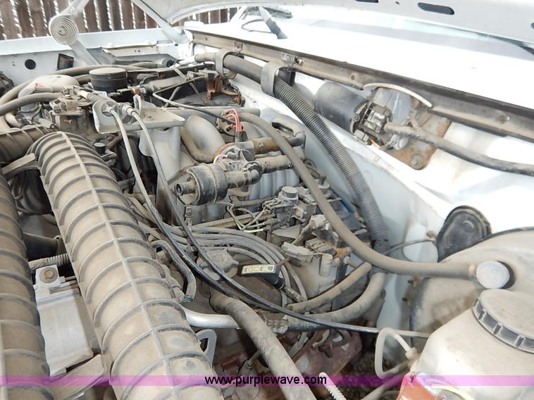 image for item I5330 1994 Ford F350 XL Crew Cab utility truck