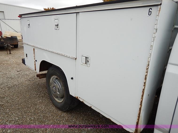 image for item I5330 1994 Ford F350 XL Crew Cab utility truck