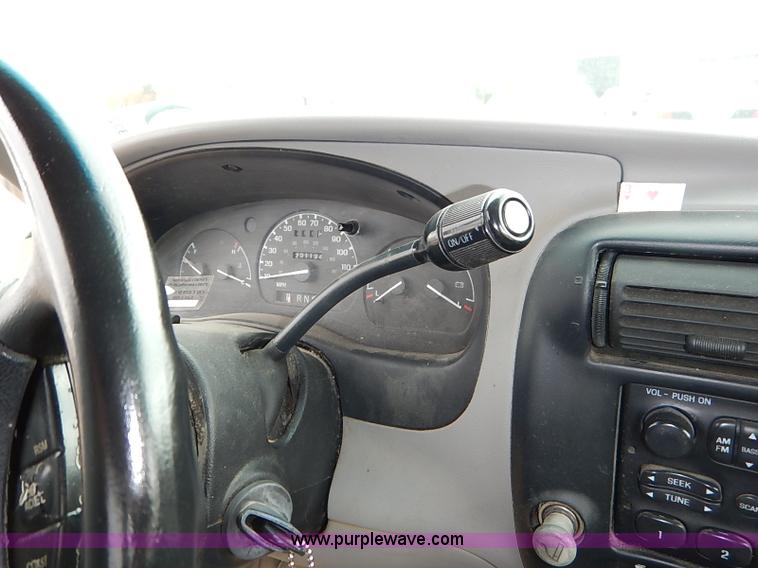 image for item I5332 1997 Ford Ranger SuperCab pickup truck