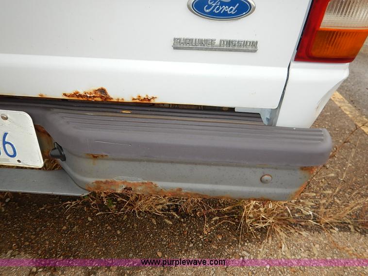 image for item I5332 1997 Ford Ranger SuperCab pickup truck