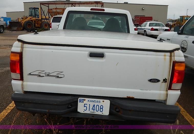 image for item I5333 1999 Ford Ranger pickup truck