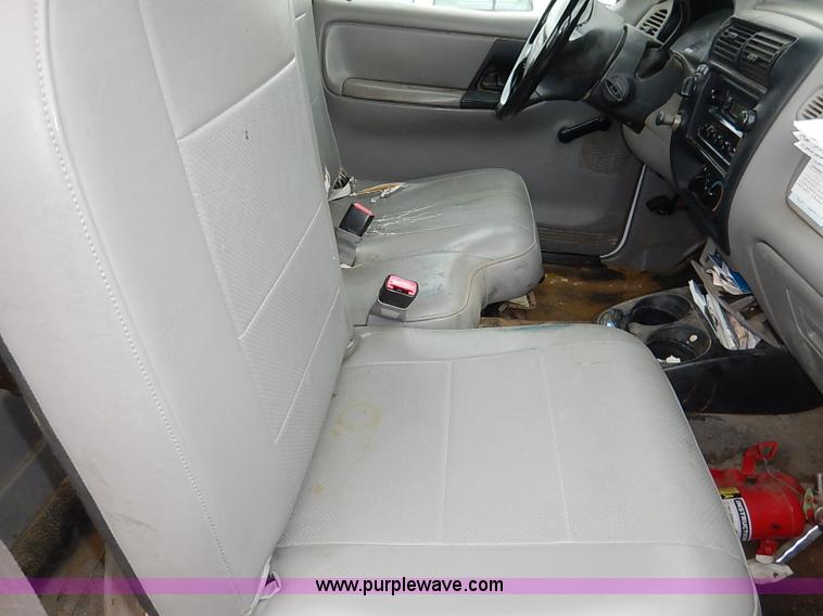 image for item I5333 1999 Ford Ranger pickup truck