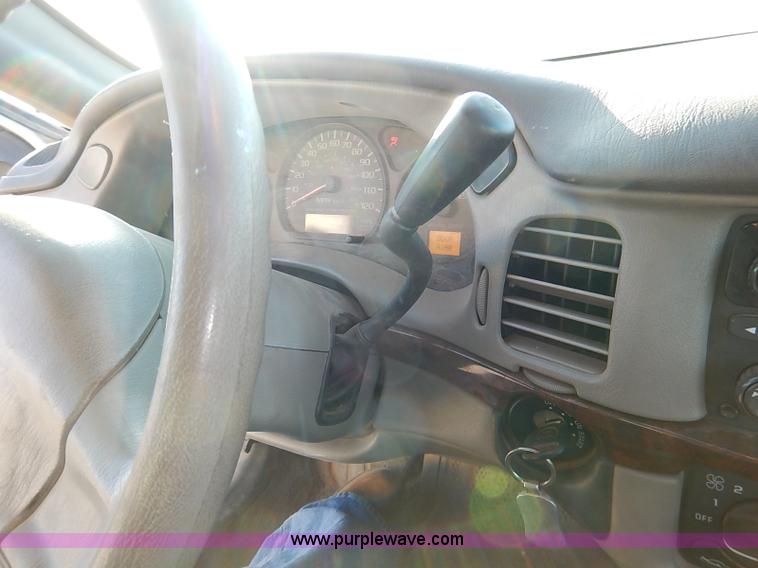 image for item I5913 2002 Chevrolet Impala