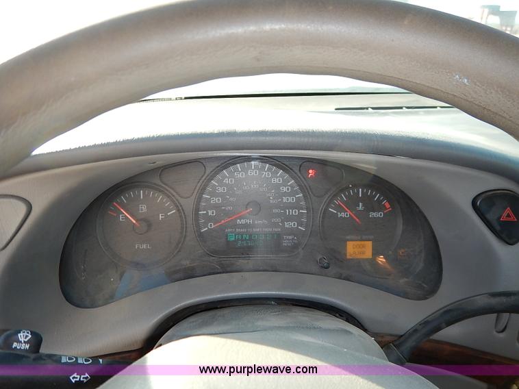 image for item I5913 2002 Chevrolet Impala