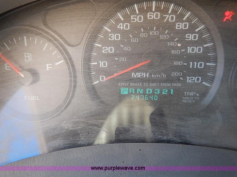 image for item I5913 2002 Chevrolet Impala