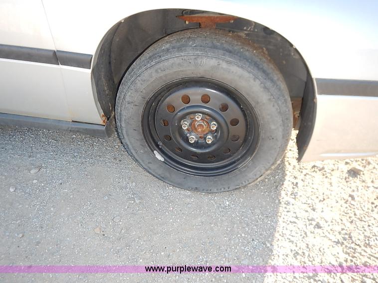 image for item I5913 2002 Chevrolet Impala