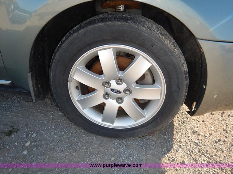 image for item I5914 2006 Ford Five Hundred SEL