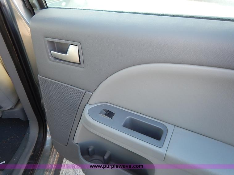 image for item I5914 2006 Ford Five Hundred SEL