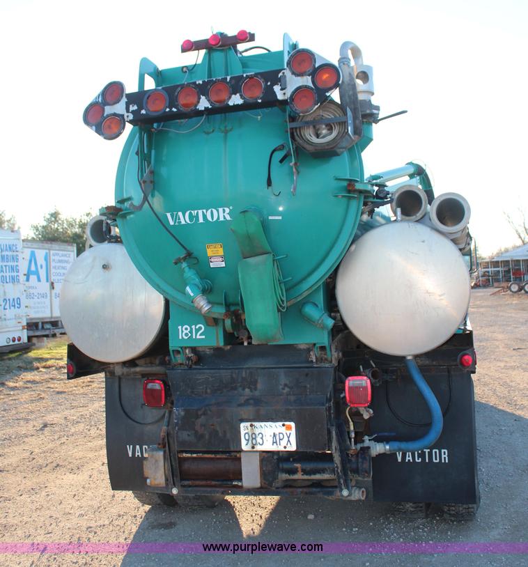 image for item I5981 1998 Ford F800 sewer vac truck