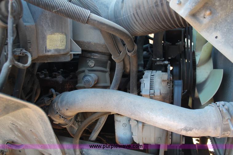image for item I5981 1998 Ford F800 sewer vac truck