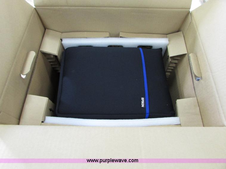 image for item I6708 Assorted office supplies
