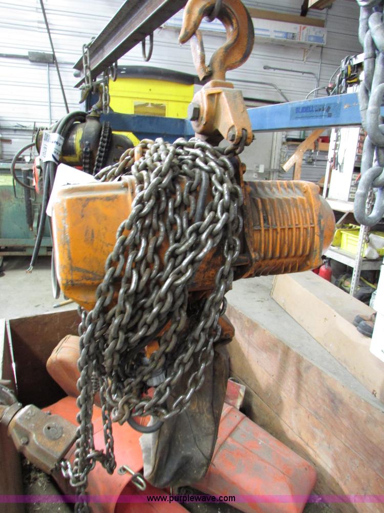 image for item I6710 Peerless two ton electric hoist