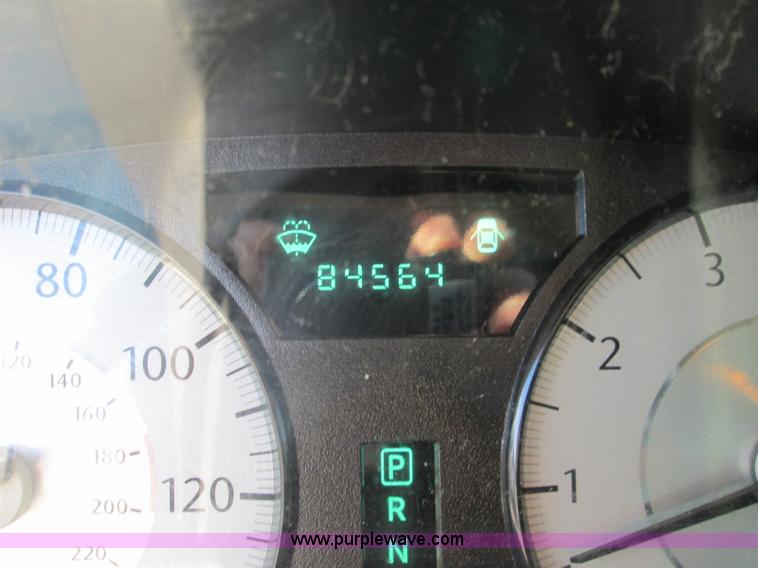 image for item I8680 2009 Chrysler 300 LX