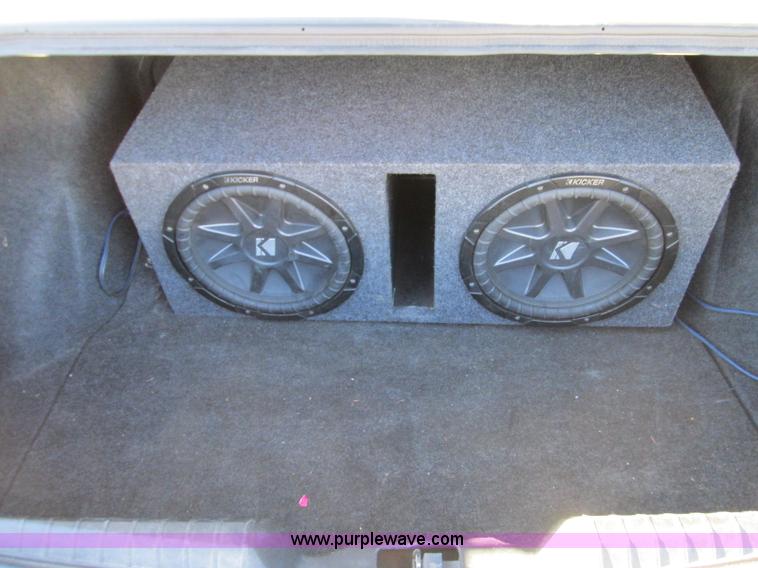 image for item I8680 2009 Chrysler 300 LX