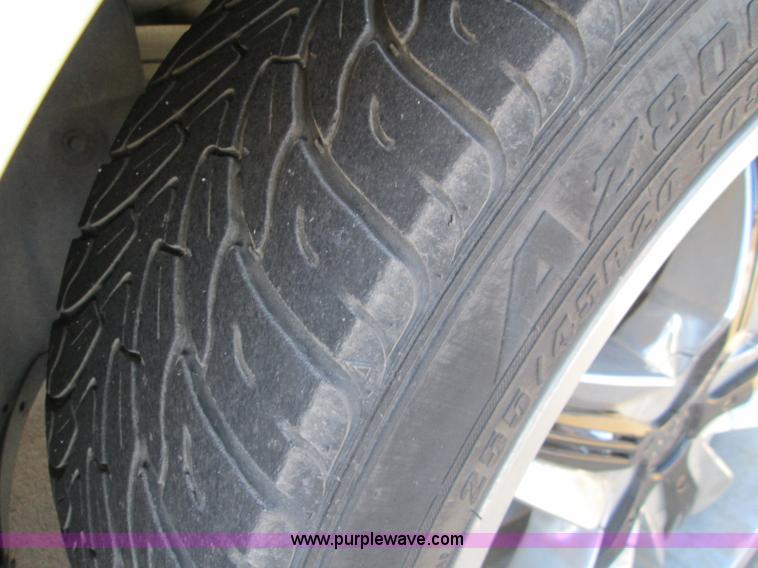 image for item I8680 2009 Chrysler 300 LX