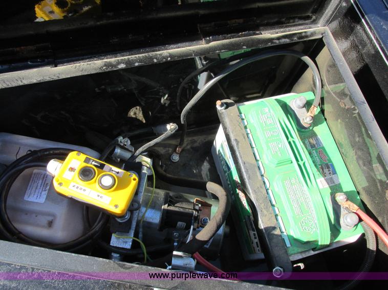 image for item I8870 2014 H & H tilt deck trailer