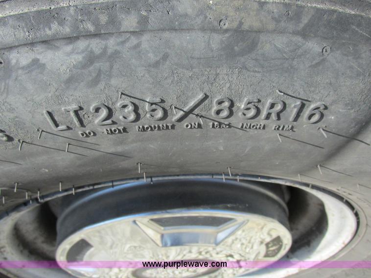 image for item I8874 1997 Ford F350 XL utility truck