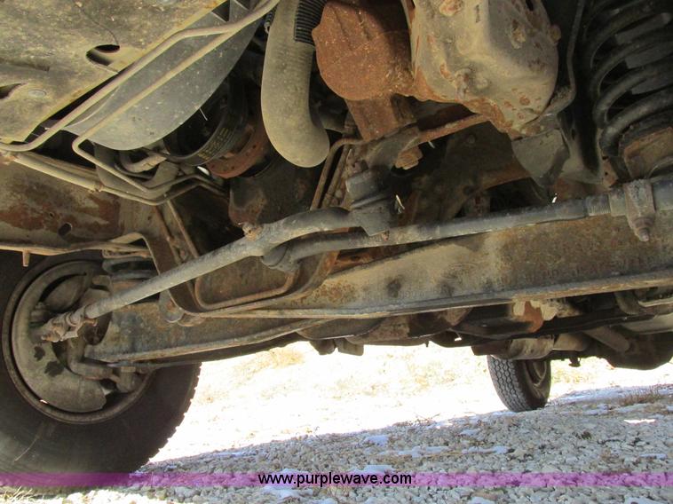 image for item I8874 1997 Ford F350 XL utility truck