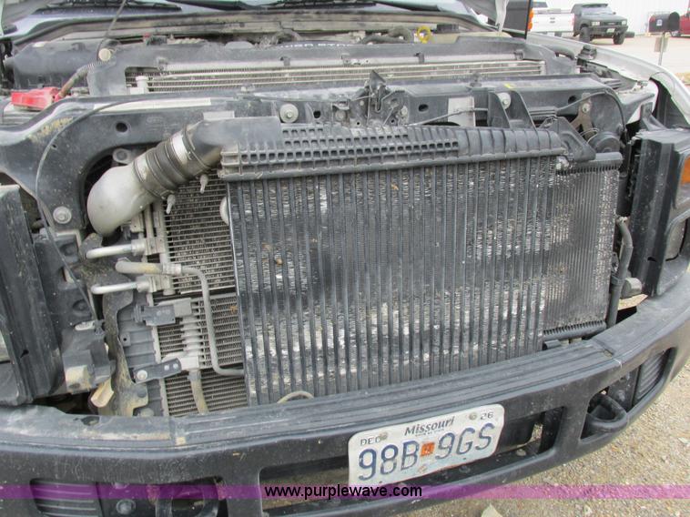 image for item I8878 2009 Ford F350 Super Duty flatbed pickup truck