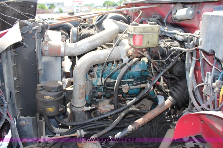 image for item J1140 1997 International 810 ambulance