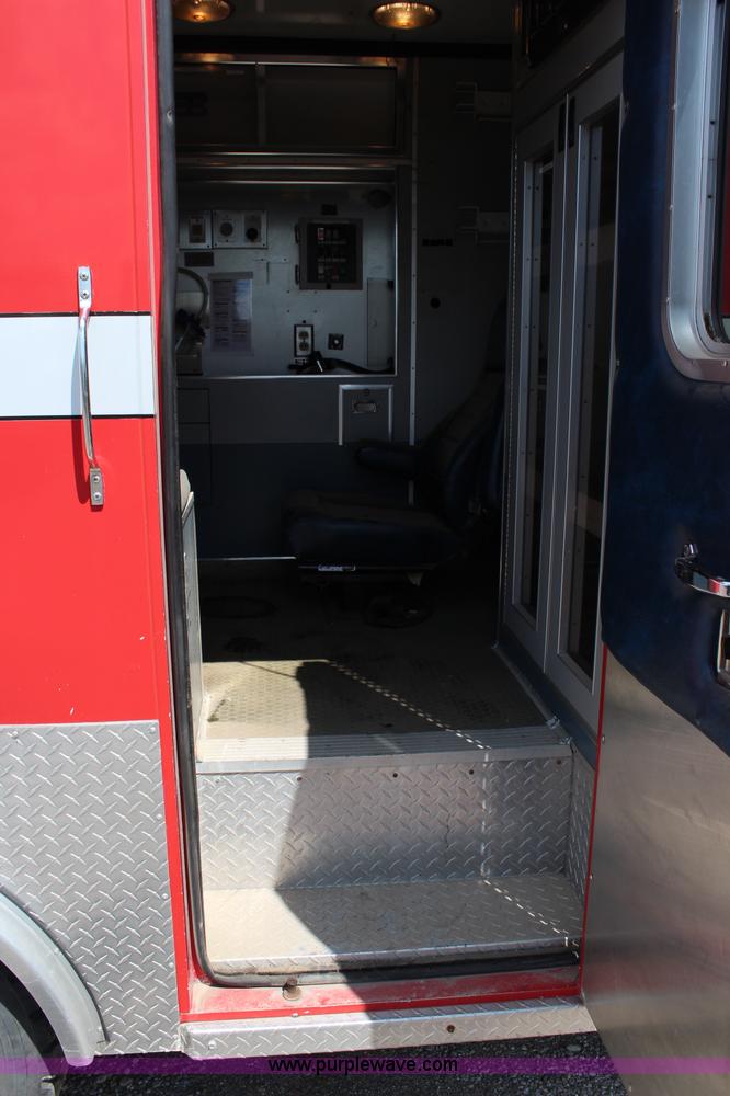 image for item J1140 1997 International 810 ambulance