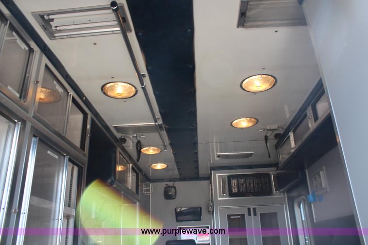 image for item J1140 1997 International 810 ambulance