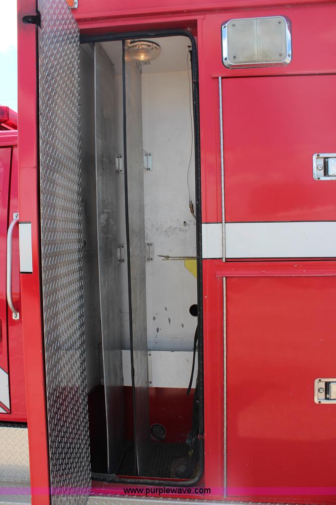 image for item J1140 1997 International 810 ambulance