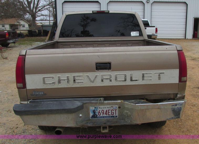 image for item J2361 1995 Chevrolet Silverado 1500 Z71 Ext. Cab pickup truck