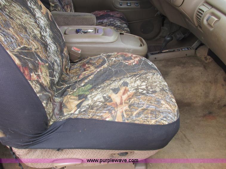 image for item J2361 1995 Chevrolet Silverado 1500 Z71 Ext. Cab pickup truck