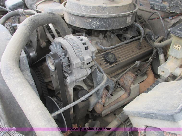 image for item J2361 1995 Chevrolet Silverado 1500 Z71 Ext. Cab pickup truck