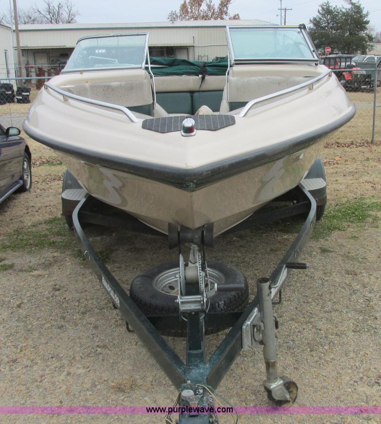 image for item J2362 1998 Crownline 202BR boat