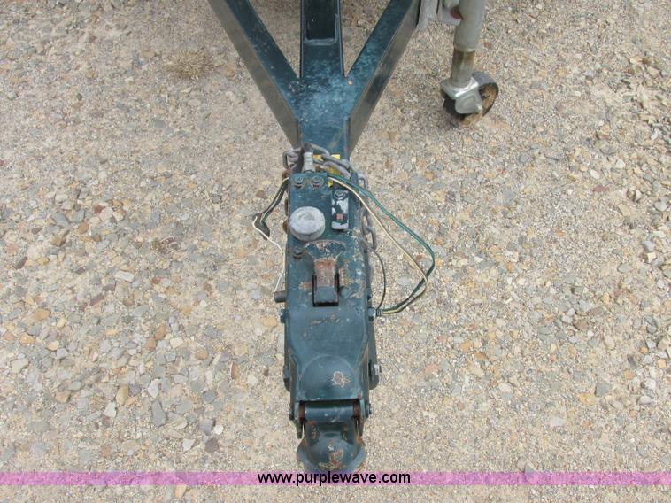 image for item J2362 1998 Crownline 202BR boat