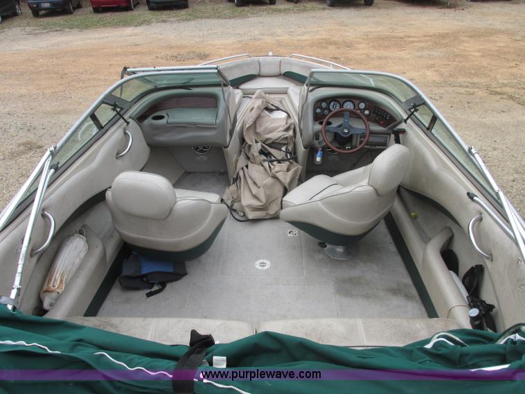 image for item J2362 1998 Crownline 202BR boat