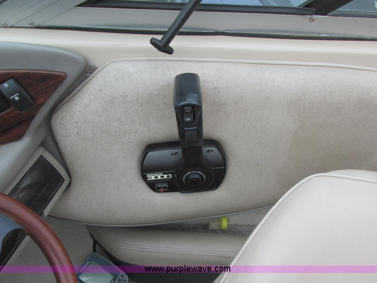 image for item J2362 1998 Crownline 202BR boat