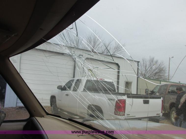 image for item J2364 1987 Ford F250 pickup truck