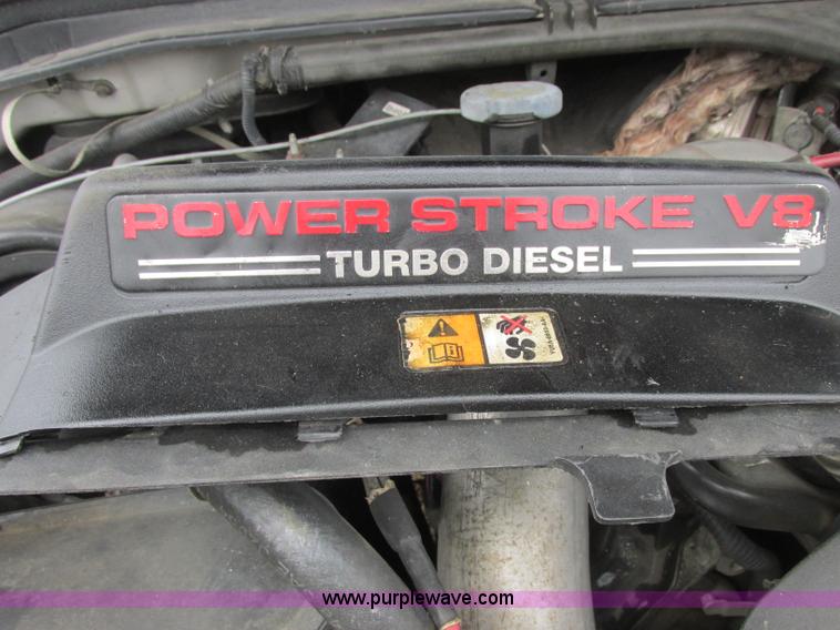 image for item J2365 2004 Ford F250 Super Duty Crew Cab pickup truck