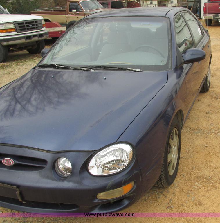 image for item J2368 2000 Kia Spectra GS