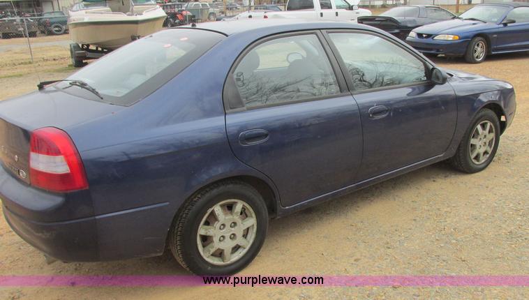 image for item J2368 2000 Kia Spectra GS