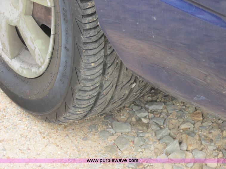 image for item J2368 2000 Kia Spectra GS