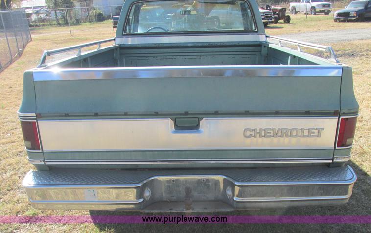 image for item J2373 1978 Chevrolet Silverado 1500 pickup truck