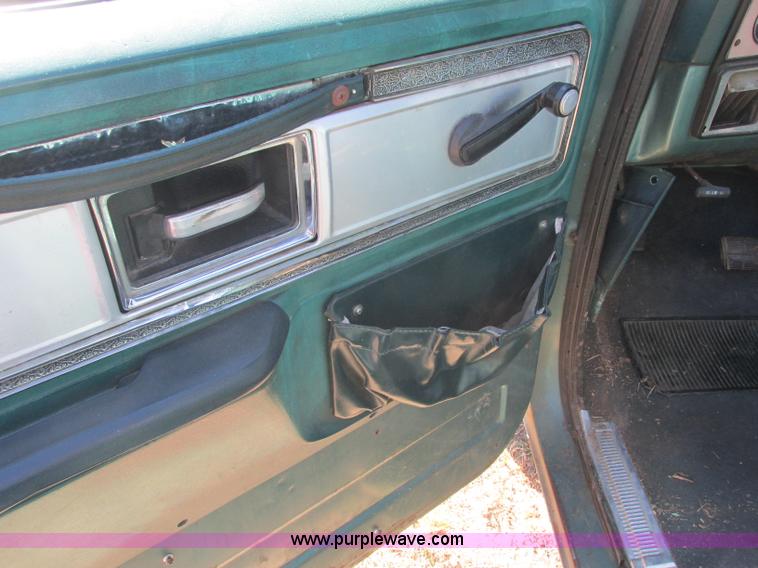 image for item J2373 1978 Chevrolet Silverado 1500 pickup truck
