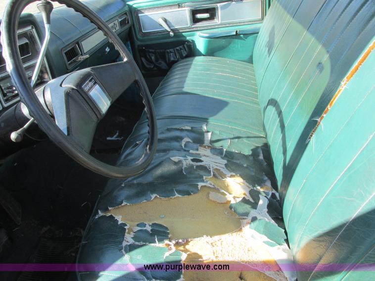 image for item J2373 1978 Chevrolet Silverado 1500 pickup truck