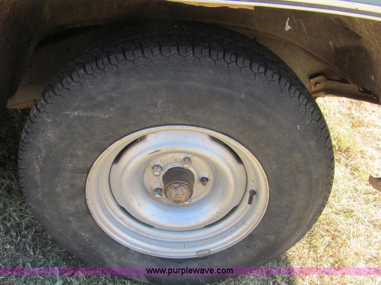 image for item J2373 1978 Chevrolet Silverado 1500 pickup truck