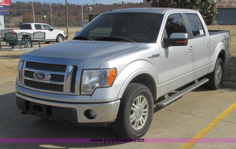 image for item J2376 2010 Ford F150 Lariat SuperCrew pickup truck